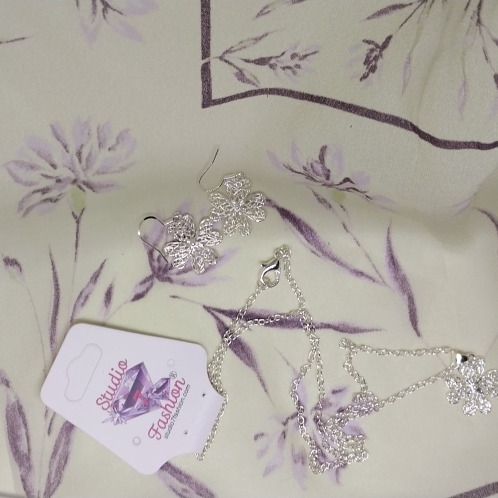 Studio fashion jewelry set